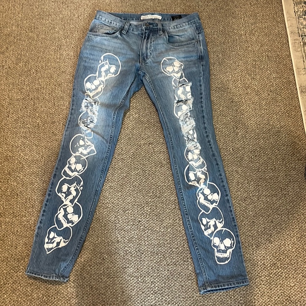 Skull Jeans
